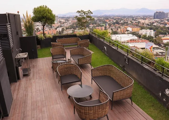 Beautiful Near Hospital Espanol And Squares Mexico City